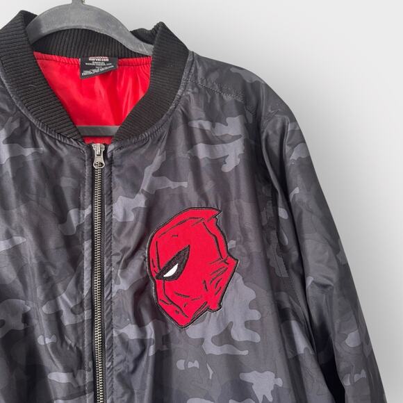Marvel X Deadpool camo bomber jacket, size large - Picture 2 of 6